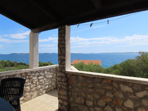 Robinson House am Meer, Kuca Naranca in Josipdol