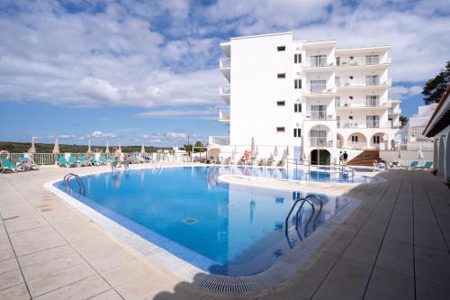 A szálláshely kívülről, BLUESEA Playa Azul in Menorca