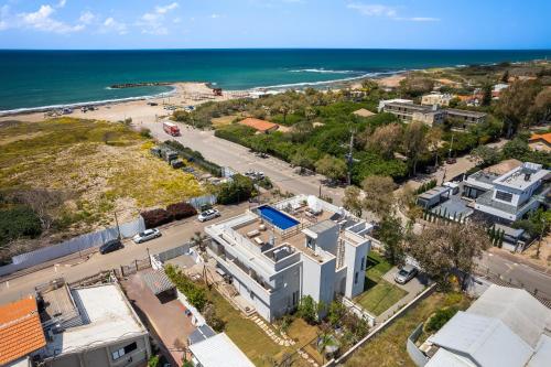 Cơ sở vật chất, Garden Rooftop Beachfront Luxury in Shavei Tzion in Nahariya