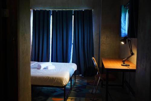 room detail thumbnail 0