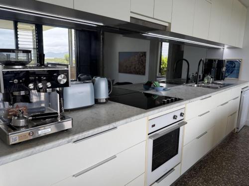 virtuve, Cooktown Getaway in Rossville