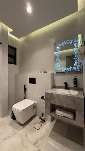 213 tara-JRE Jabal Al Lweibdeh with stunning view - image 12