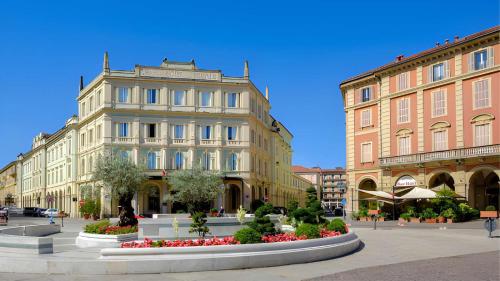 [Soleado] Il primo caffè con il sole da 3 lati ([Soleado] Il primo caffe con il sole da 3 lati) in Acqui Terme