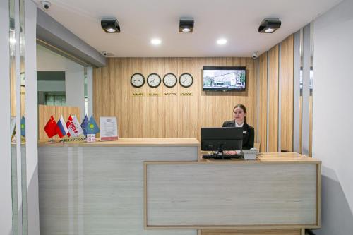 Astra City Hotel in Zhetysu Negyed