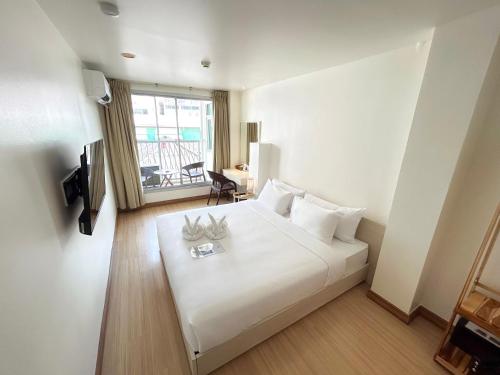 room detail thumbnail 0