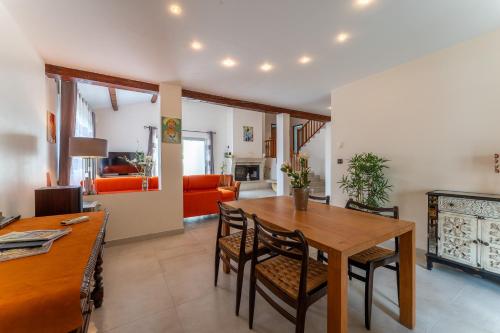 La Villa du Chêne - Avec Piscine Privée - image 2