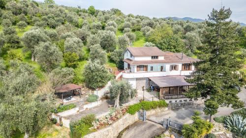 Viesnīcas āriene, Da Donata - A Private Retreat Stay in Pertosa