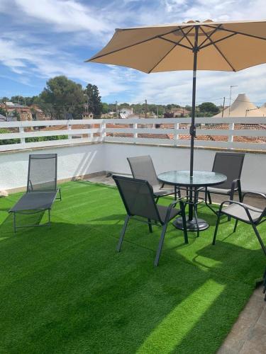 La Casa del Sol con Terraza in Santa Oliva