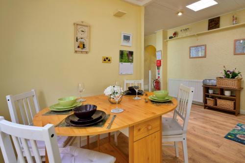 Iekārtas, Finest Retreats - Delfryn in Talysarn