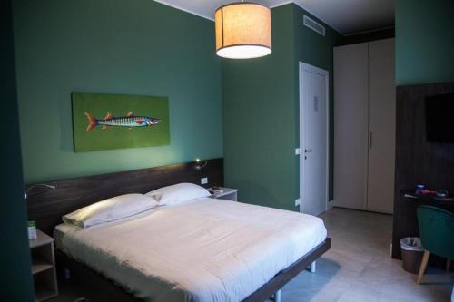1 queen bed