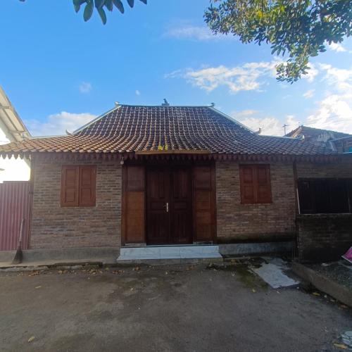 Land Ho - Homestay - Kraton