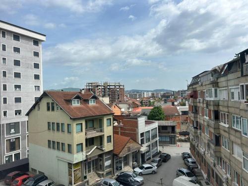 Central apartment 4 in Гнилане
