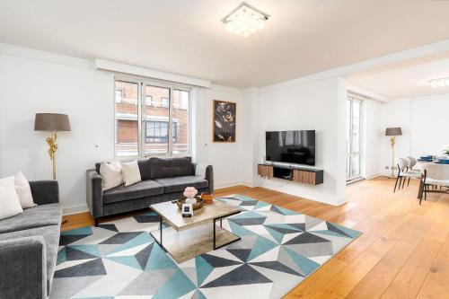 Luxury 3BR 3.5BA Flat Opposite Hyde Park - image 13
