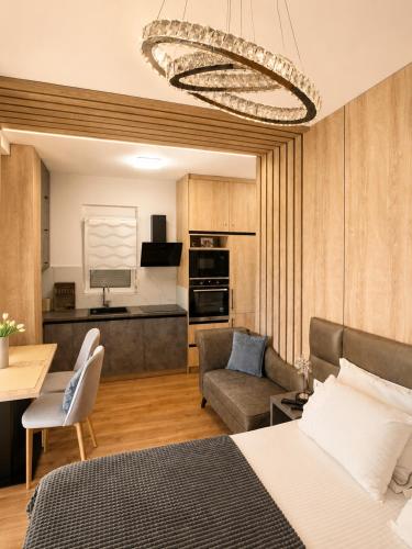 Sarande- Elsa's Apartment - image 4