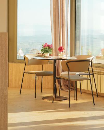 Їжа та напої, Hotel Dei Capitani in Монтальчіно