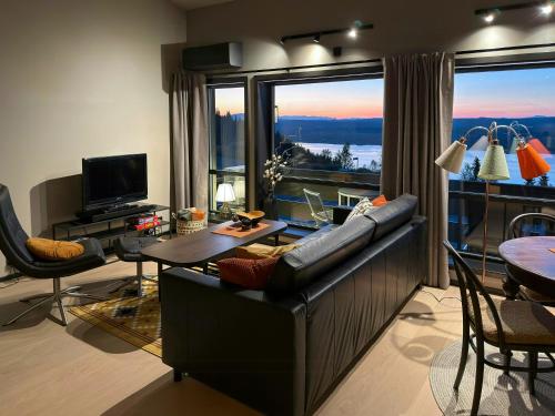 Modern Flat With Fjord View On Golsfjellet – khách sạn tại Lykkja