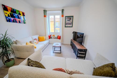 Port Lympia lovely Apartment with Balcony AC