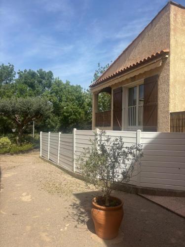 Maison 4 personnes - Hyères Plage – khách sạn tại Le Ceinturon