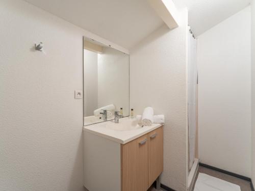 3 bedrooms, 5 beds