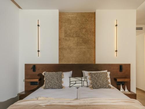 Double or twin room, deluxe, pool, 3 beds