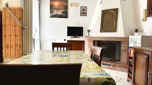 P037- Porto Recanati, comodo trilocale con aria condizionata in Loreto