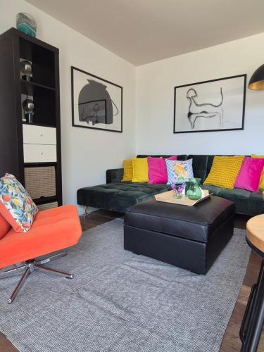 Brighton Garden Boudoir, Free Parking, animals welcome on request for a daily fee in Woodingdean
