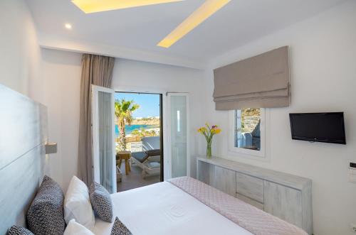 Tropicana Hotel Mykonos - image 2