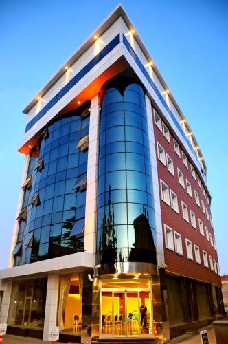 . Ozpark Hotel