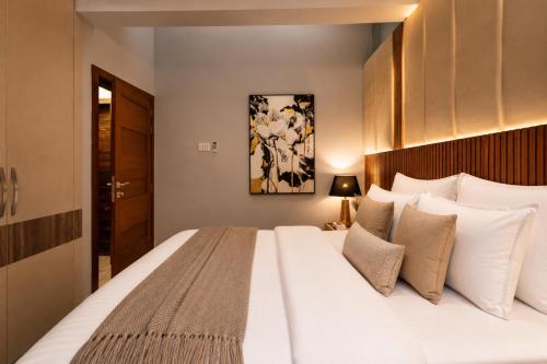 Premium 3 Bedroom Townhouse with Scenic Murree Views - image 9