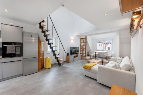Modernes Loft am Rebberg im historischen Winzerhof in Ehrenkirchen, Deutschland
