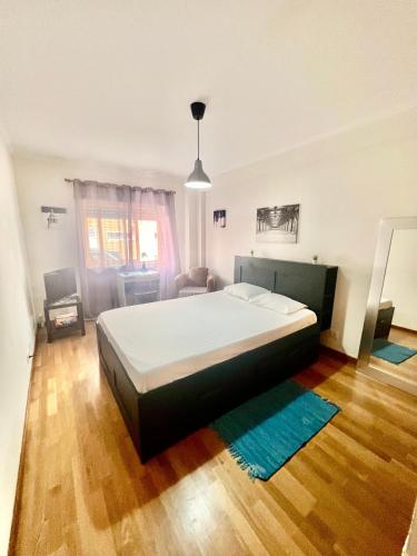 Quarto próximo aeroporto (Quarto proximo aeroporto) in กามาราเต