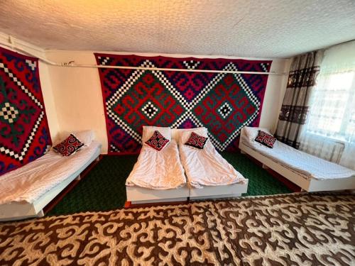 Joosh Guesthouse & Cafe in Baetov