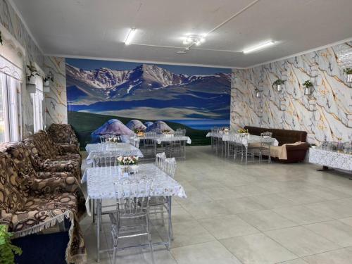Joosh Guesthouse & Cafe in Baetov