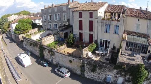 B&B Sainte-Foy-la-Grande - Les Terraces Sur La Dordogne - Bed and Breakfast Sainte-Foy-la-Grande