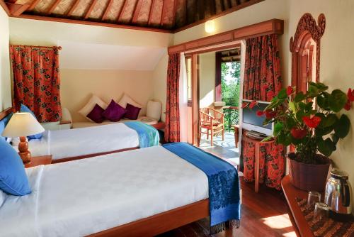 2 twin beds