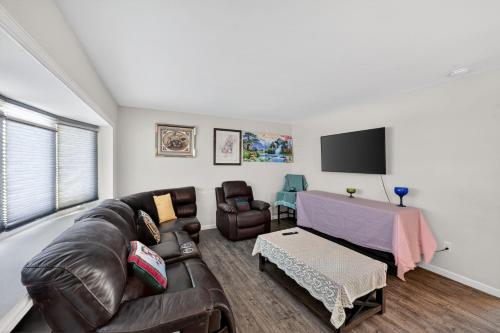New Carrollton Home Between Baltimore and DC! in New Carrollton, USA