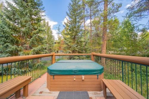 Starfire 1979 by SummitCove Lodging in Keystone, USA