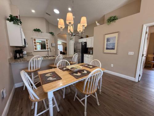 Private Pool Villa Many updates Southern Dunes in Haines City, USA