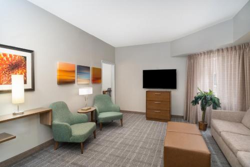 Staybridge Suites Augusta an IHG Hotel - image 37