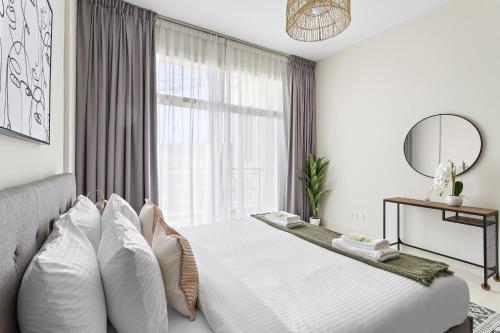 Aesthetic Chic 1BR In La Fontana - image 11