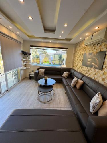 شاليهات كرم وزيد chalet karam&zaed in 알 라마