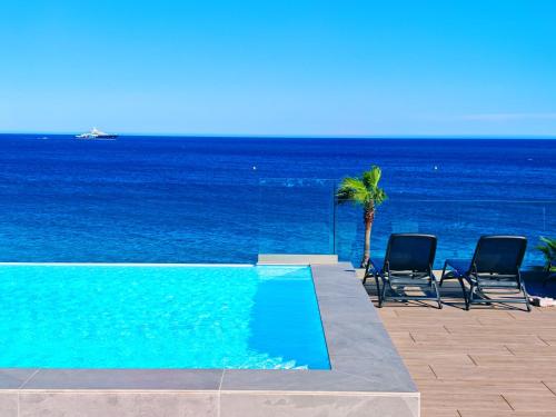 Pearl Beach - Rooftop Pool Seaside