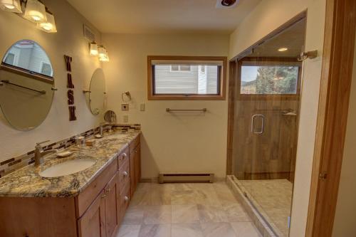 Ski Run 201 by SummitCove Lodging, Keystone (photo 7)