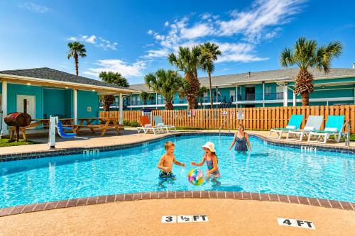 . The Island Hotel Near Beach Port Aransas