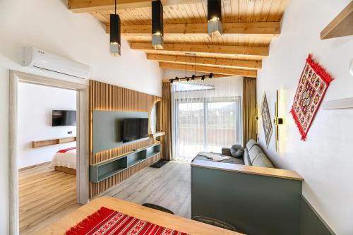 Selva Cabins