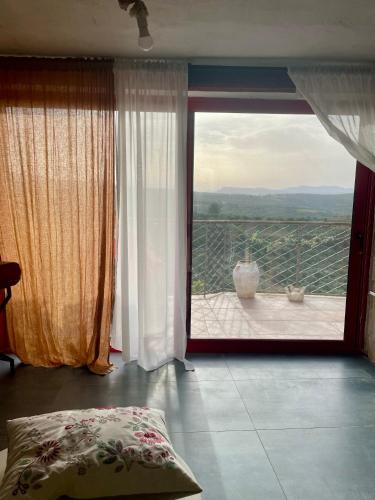Surrounding environment, Ahiri traditional cottage in Thrapsano