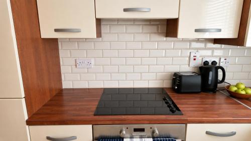Modern 2BR Apt - Near K Club & Naas Racecourse in ネース
