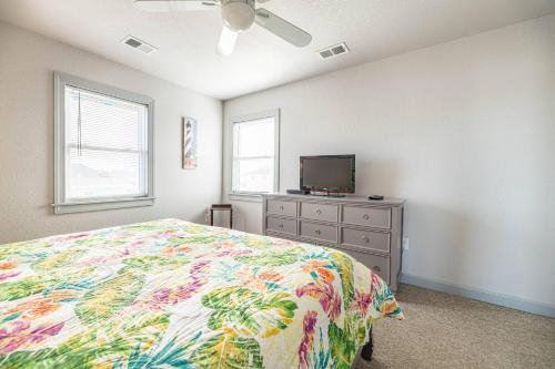 Tapped Out - KDH MP 8 Ocean View 180 Yds to Beach Pool Hot Tub Pets OK Flex Stays - image 4