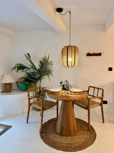 Mas d'Oleandre - Wellness & spa, adults only in Montaren-et-Saint-Mediers