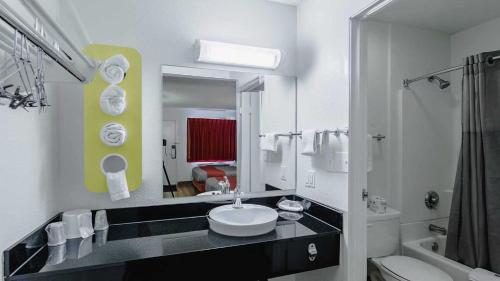 Hotel Medford North Oregon - image 2